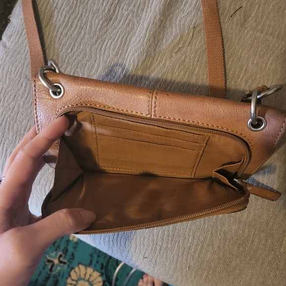 Cute Fossil small wallet/crossbody leather purse - Picture 2 of 3